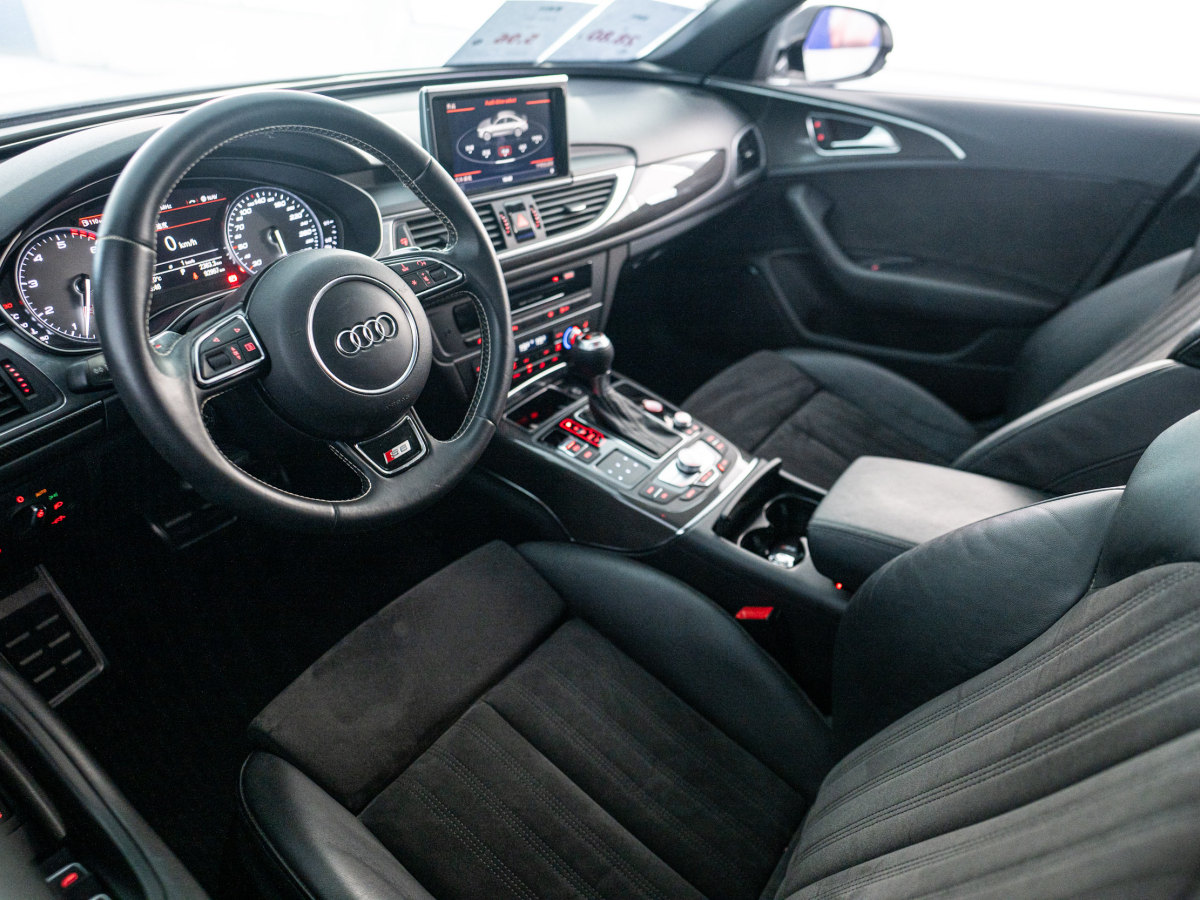 2015年10月奧迪 奧迪S6  2013款 S6 4.0TFSI