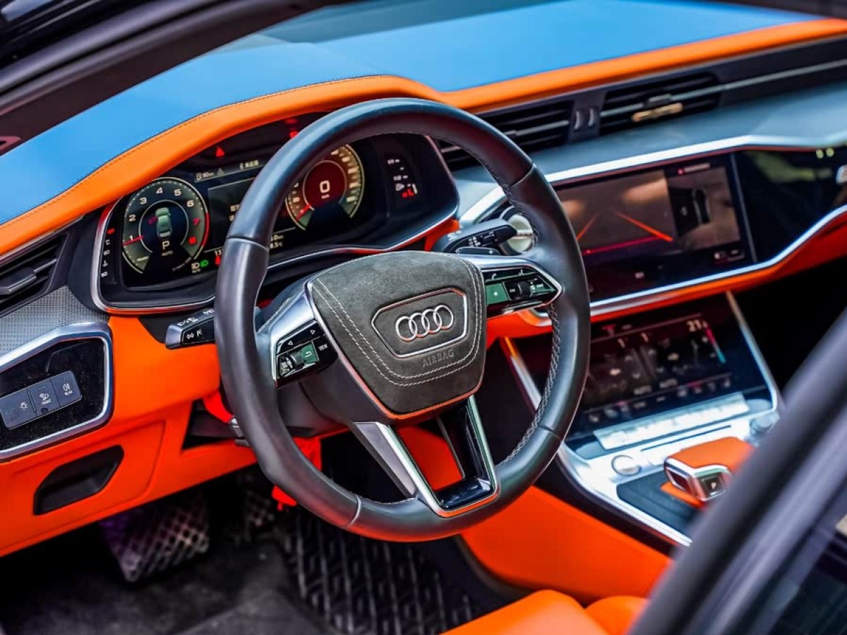 奧迪 奧迪A6L  2021款 45 TFSI quattro 臻選動(dòng)感型圖片