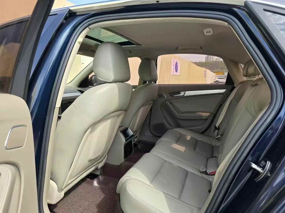 奧迪 奧迪A4L  2012款 2.0 TFSI 自動技術(shù)型圖片