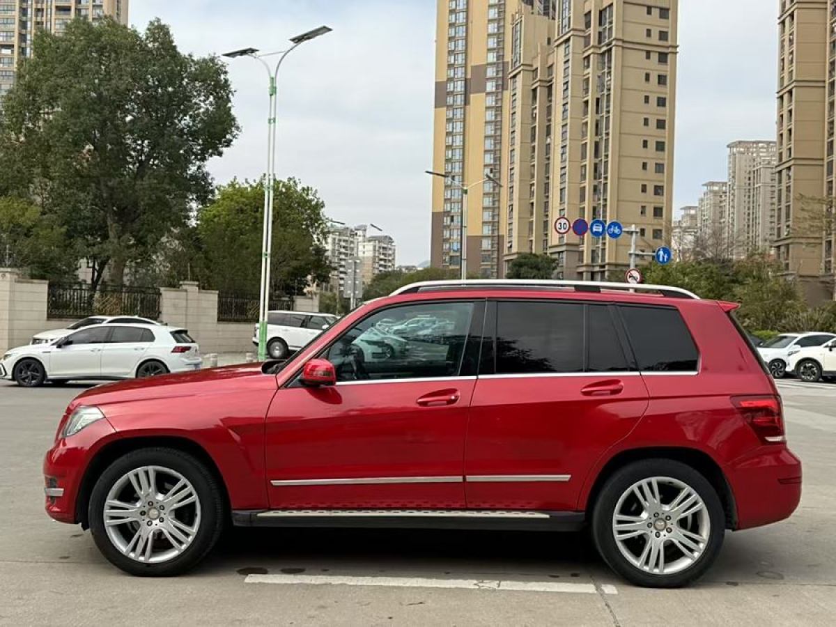 奔馳 奔馳GLK級(jí)  2014款 GLK 200 標(biāo)準(zhǔn)型圖片