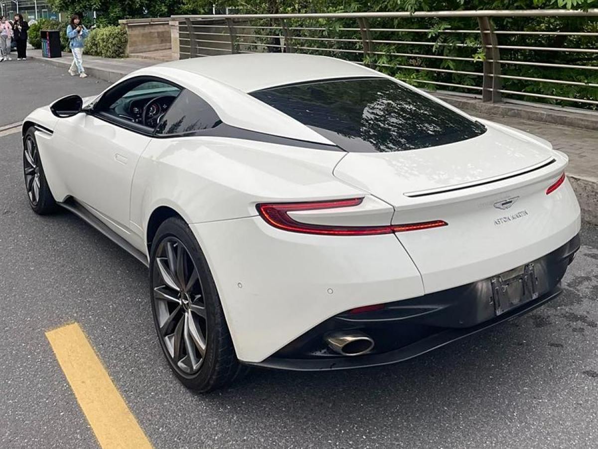 阿斯頓·馬丁 阿斯頓?馬丁DB11  2019款 4.0T V8 Coupe圖片