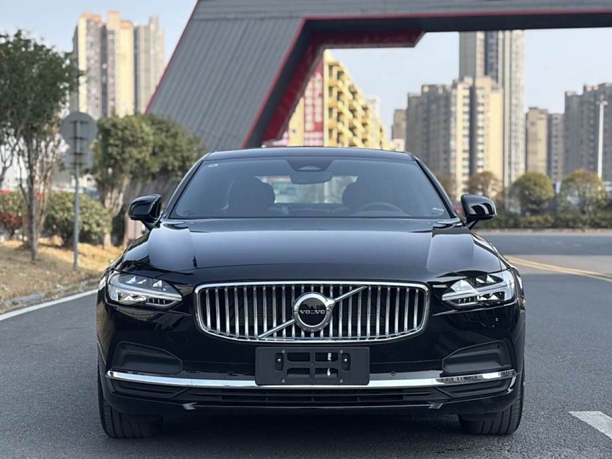 沃爾沃 S90  2024款 B5 智逸豪華版圖片