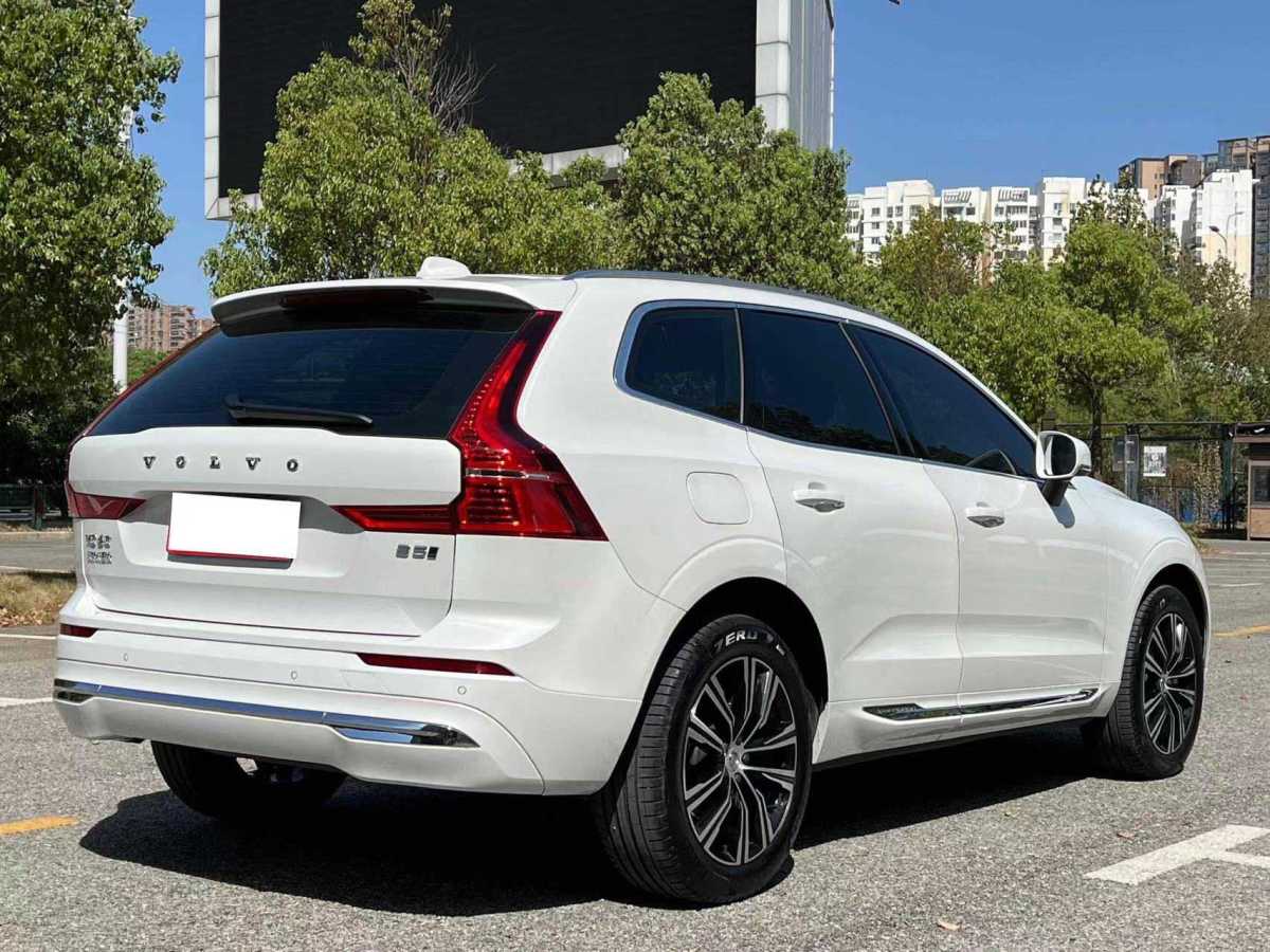 2022年5月沃爾沃 XC60  2022款 B5 四驅(qū)智遠(yuǎn)豪華版