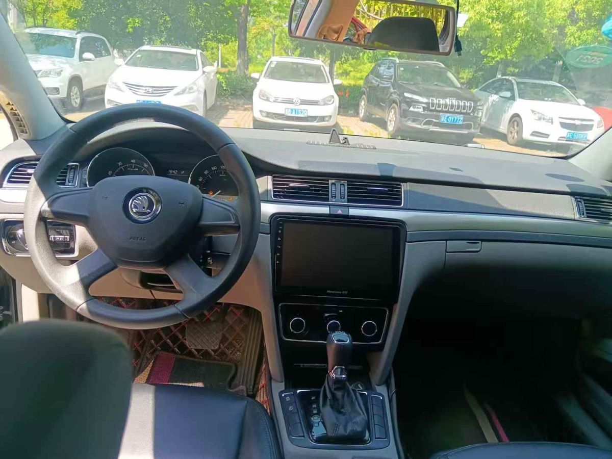 斯柯達(dá) 速派  2015款 1.8TSI 手動(dòng)紳仕版圖片