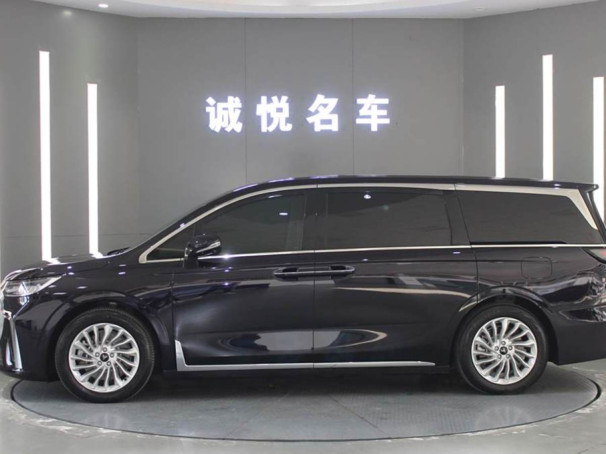 嵐圖 夢(mèng)想家  2024款 PHEV 超長(zhǎng)續(xù)航尊貴版圖片