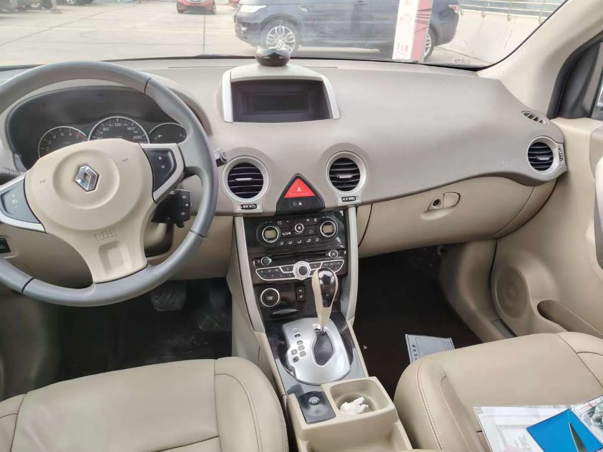 雷諾 科雷傲  2010款 2.5L 兩驅(qū)舒適型圖片