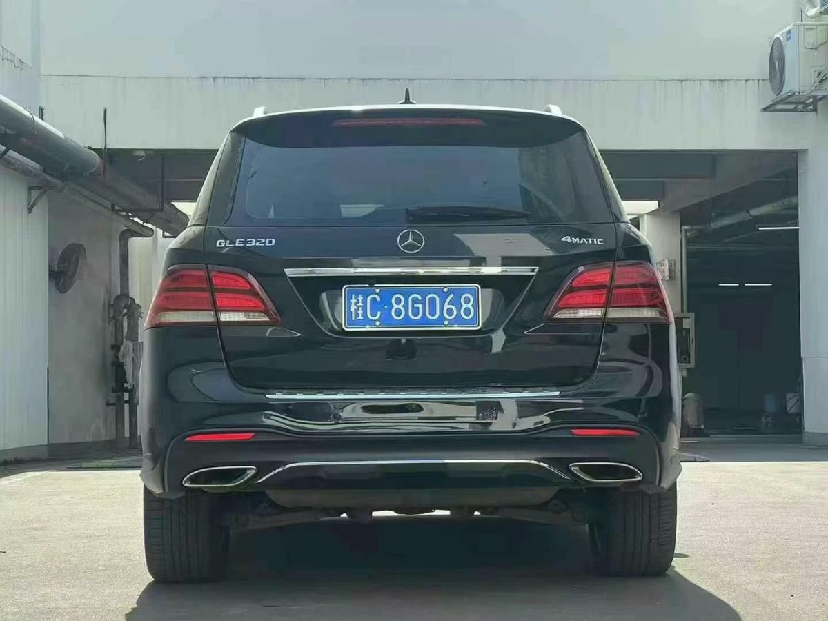 奔馳 奔馳GLA  2016款 GLA 220 4MATIC 豪華型圖片