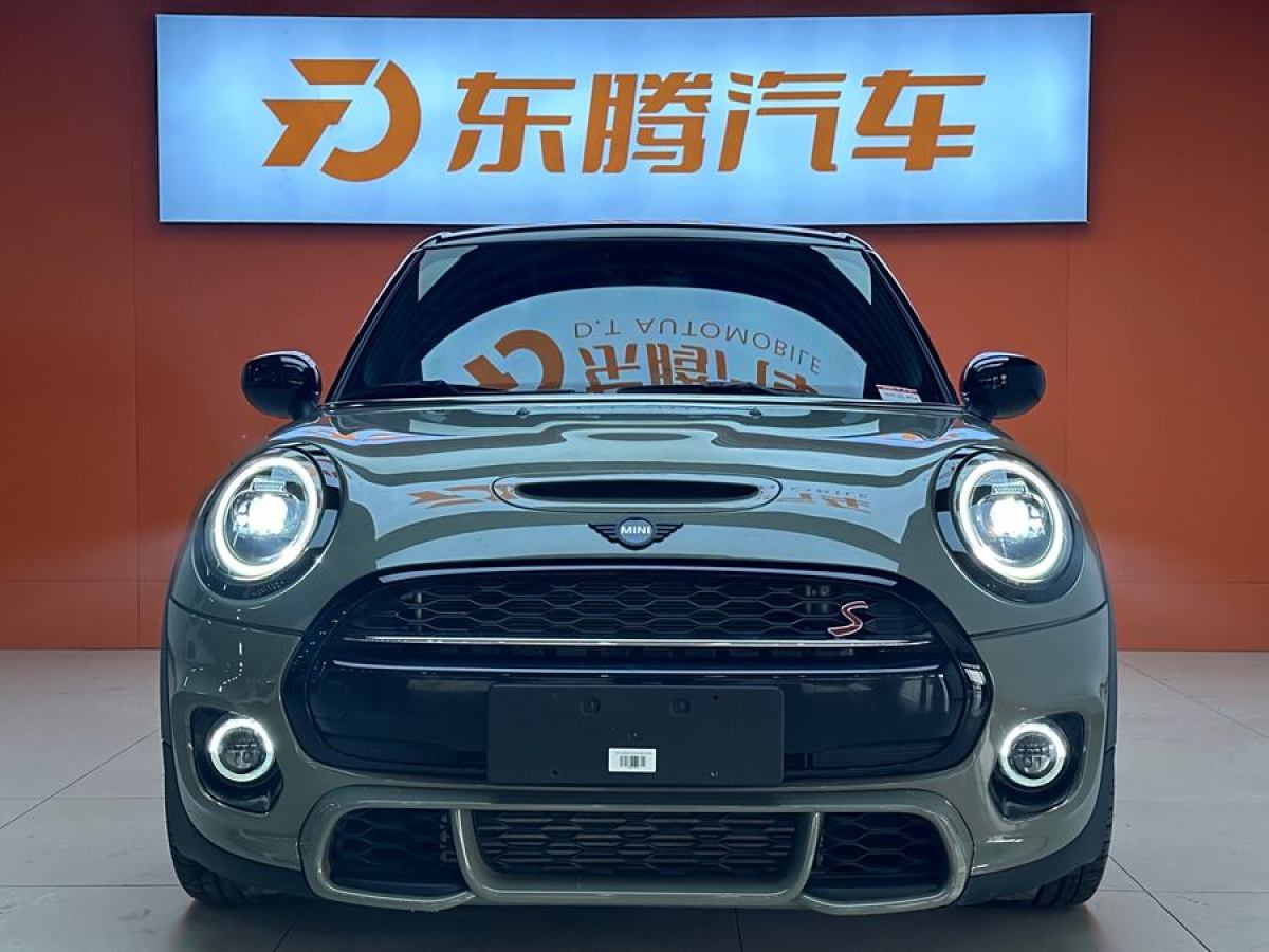 MINI MINI  2019款 2.0T COOPER S 賽車手 五門版圖片