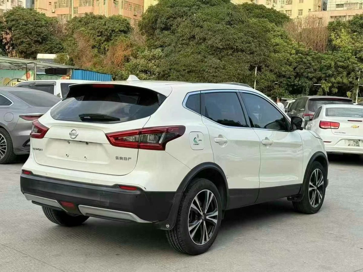 日產(chǎn) 逍客  2021款 2.0L CVT旗艦版圖片