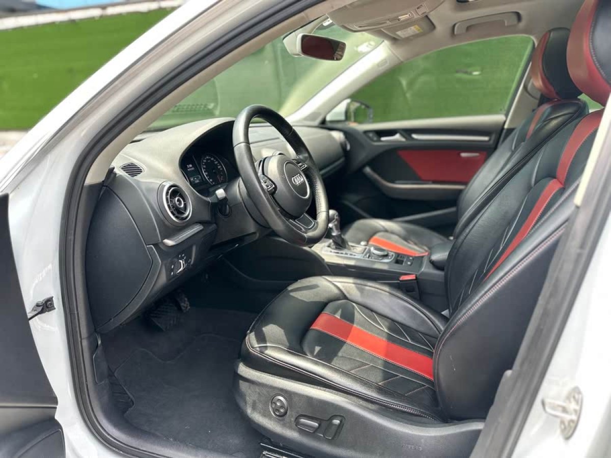 奧迪 奧迪A3  2016款 Sportback 35 TFSI 特別版圖片