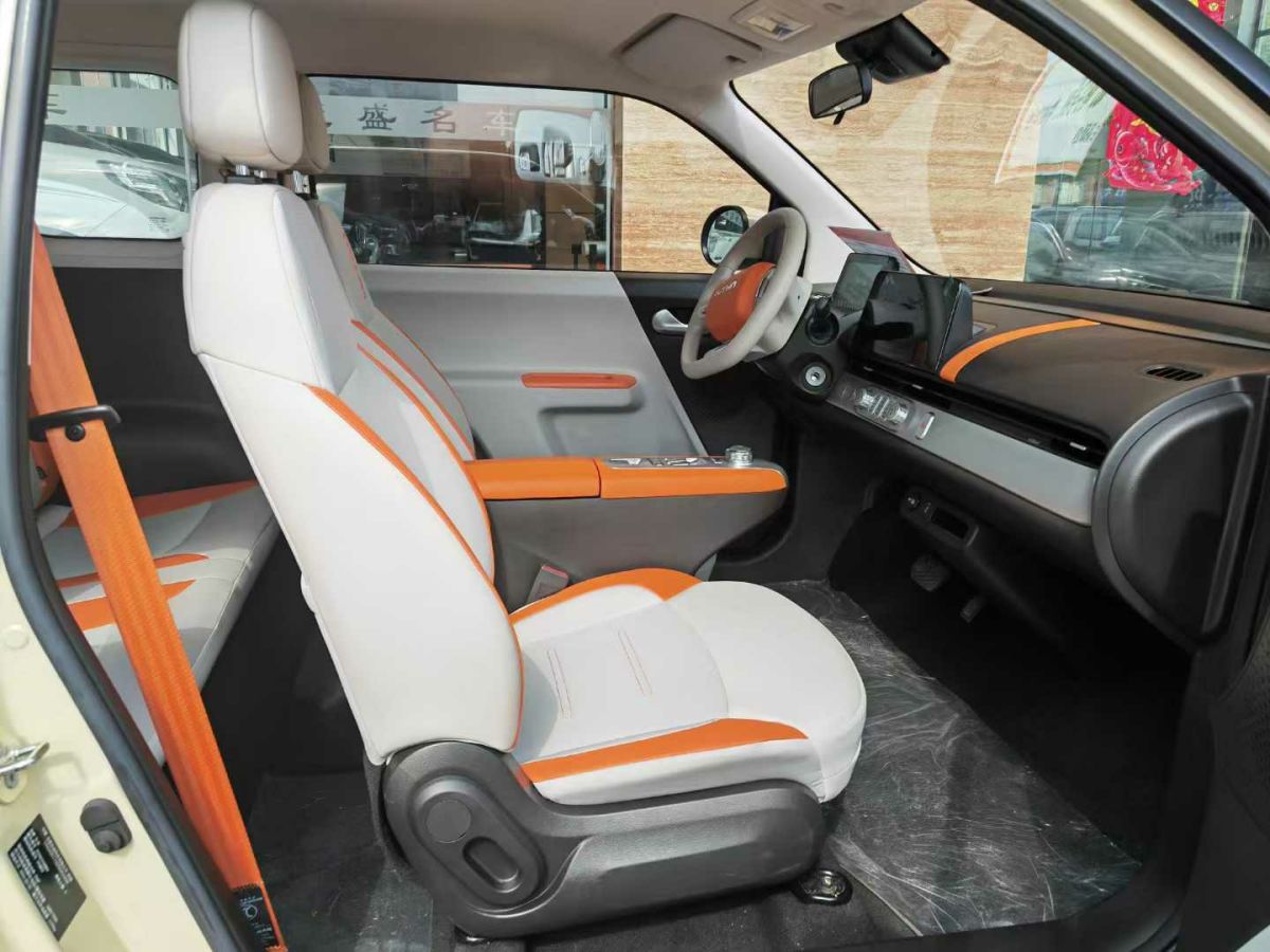 長安 長安UNI-V  2024款 1.5T 尊享型圖片