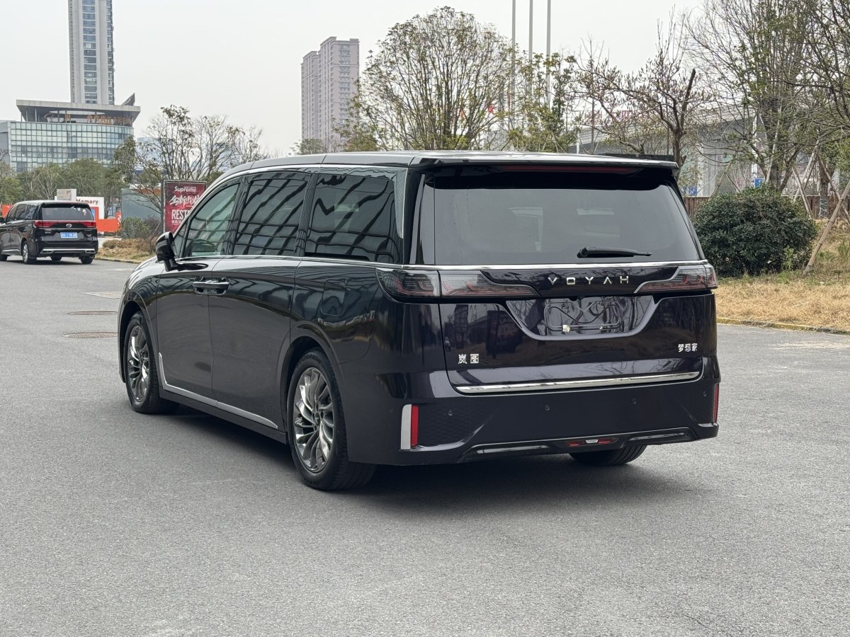 2023年10月嵐圖 夢想家  2024款 PHEV 超長續(xù)航旗艦版