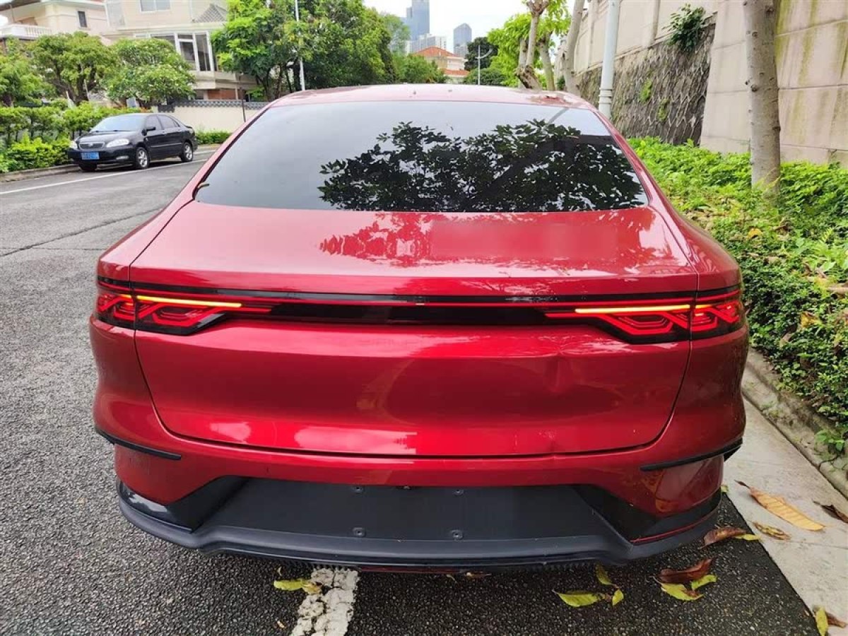 比亞迪 漢  2022款 EV 創(chuàng)世版 610KM四驅(qū)尊享型圖片