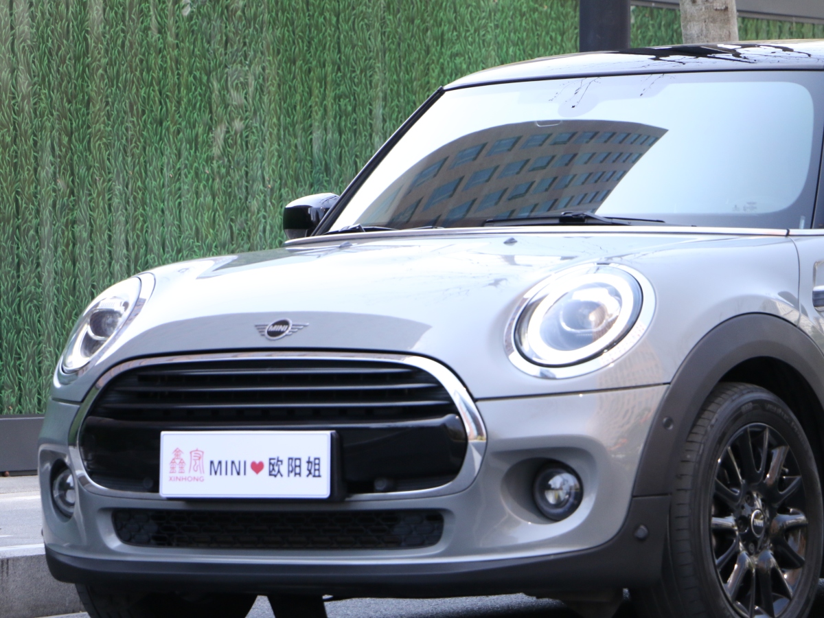 MINI MINI  2021款 1.5T COOPER 經(jīng)典派圖片