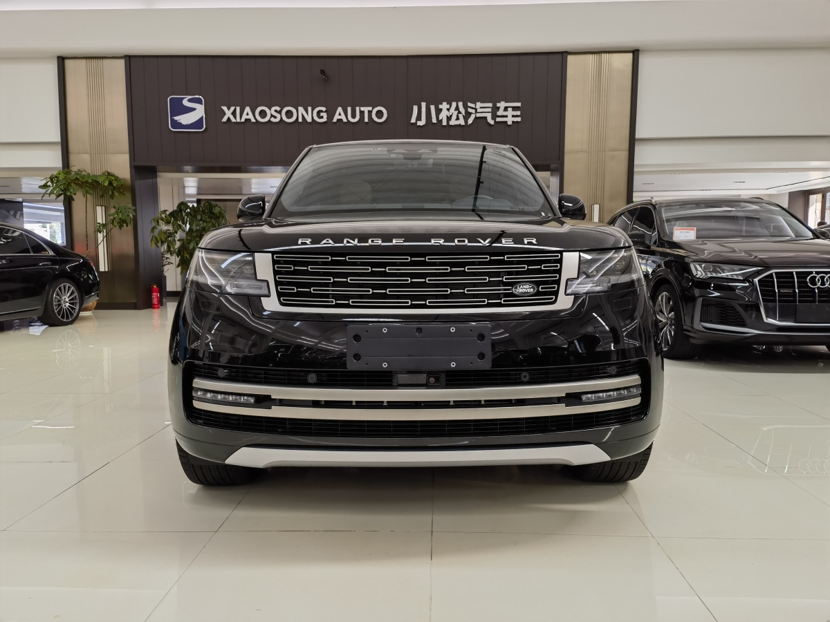 路虎 揽胜  2023款 3.0 L6 360PS 盛世版图片