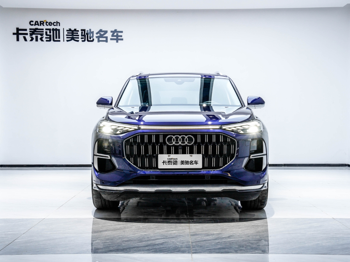 奧迪Q6 2023款 45 TFSI quattro 齊云型 羽林套裝圖片