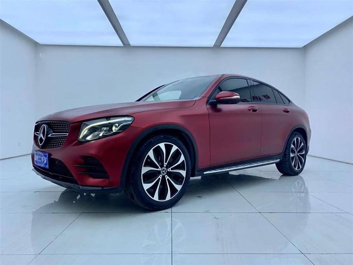 2018年4月奔馳 奔馳GLC  2022款 改款 GLC 260 4MATIC 轎跑SUV