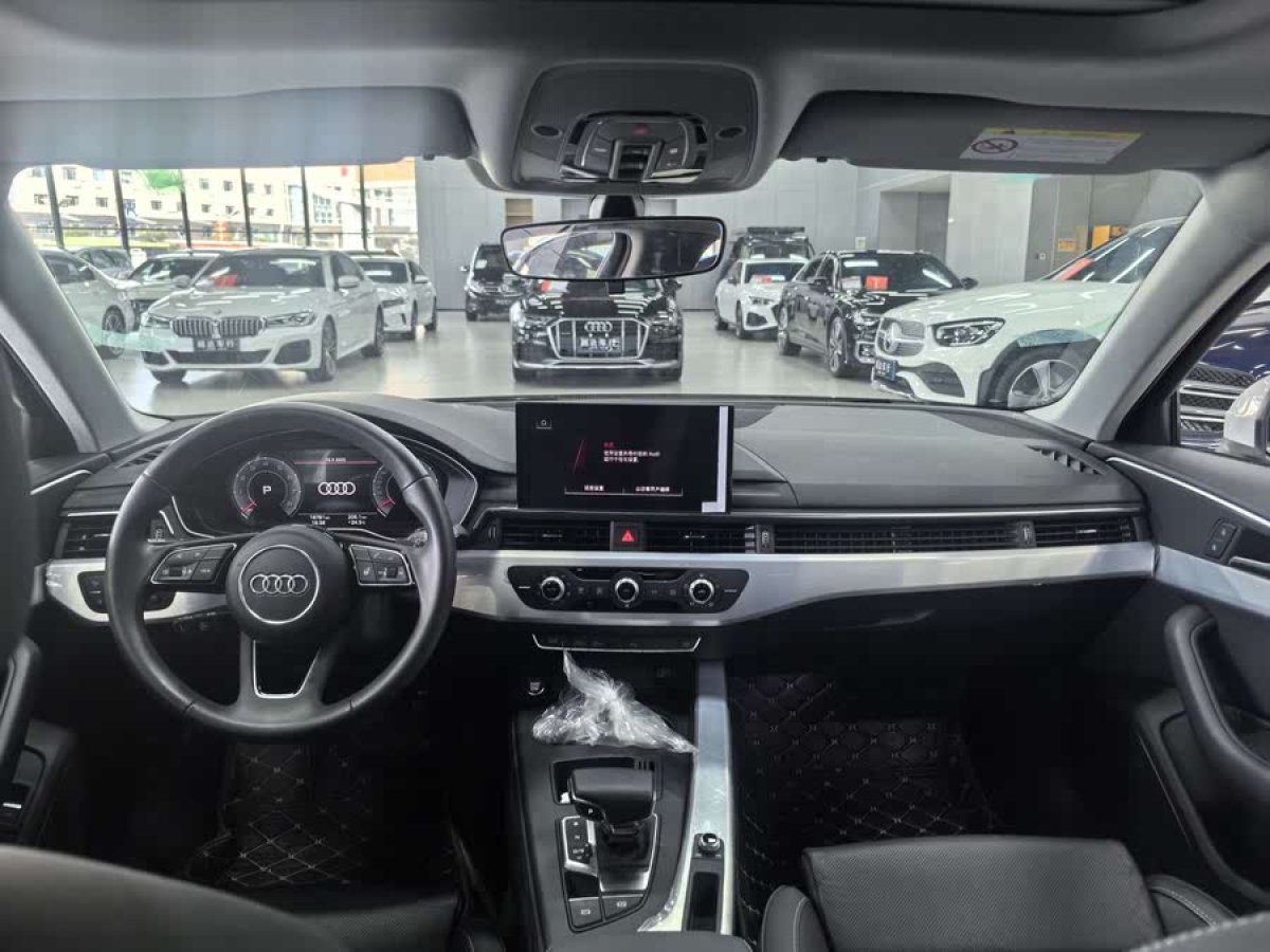 奧迪 奧迪A4L  2022款 40 TFSI 時尚動感型圖片
