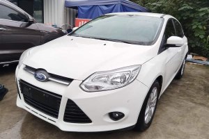 ?？怂?福特 兩廂 1.6L 自動舒適型