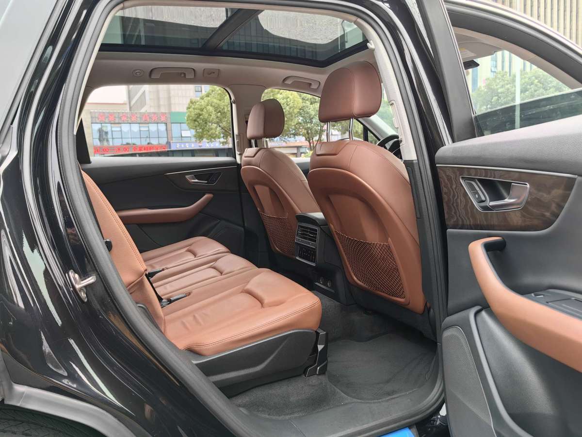 奧迪 奧迪Q7  2020款 55 TFSI quattro S line運(yùn)動型圖片