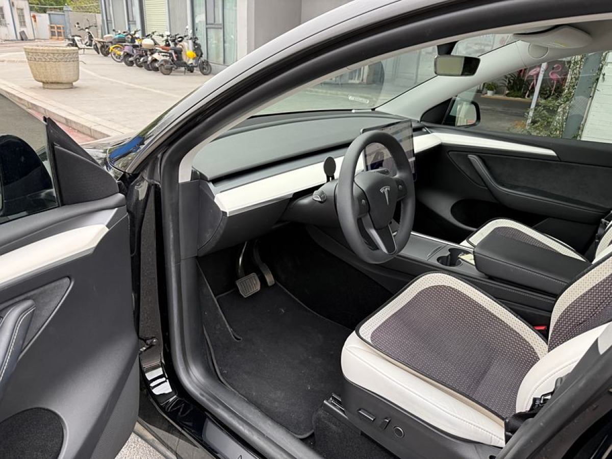 特斯拉 Model 3  2023款 煥新版 后輪驅動圖片