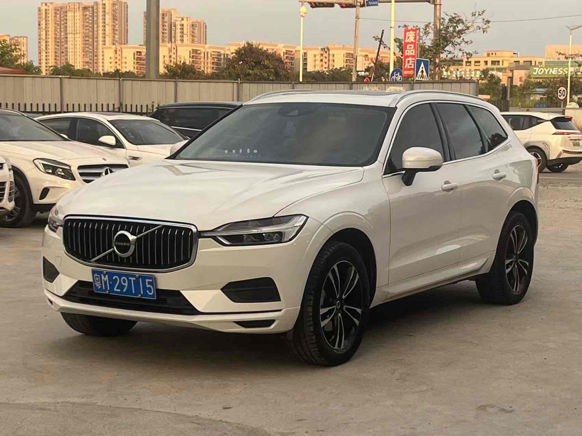 沃爾沃 XC60  2019款  T5 四驅(qū)智逸版 國(guó)VI圖片