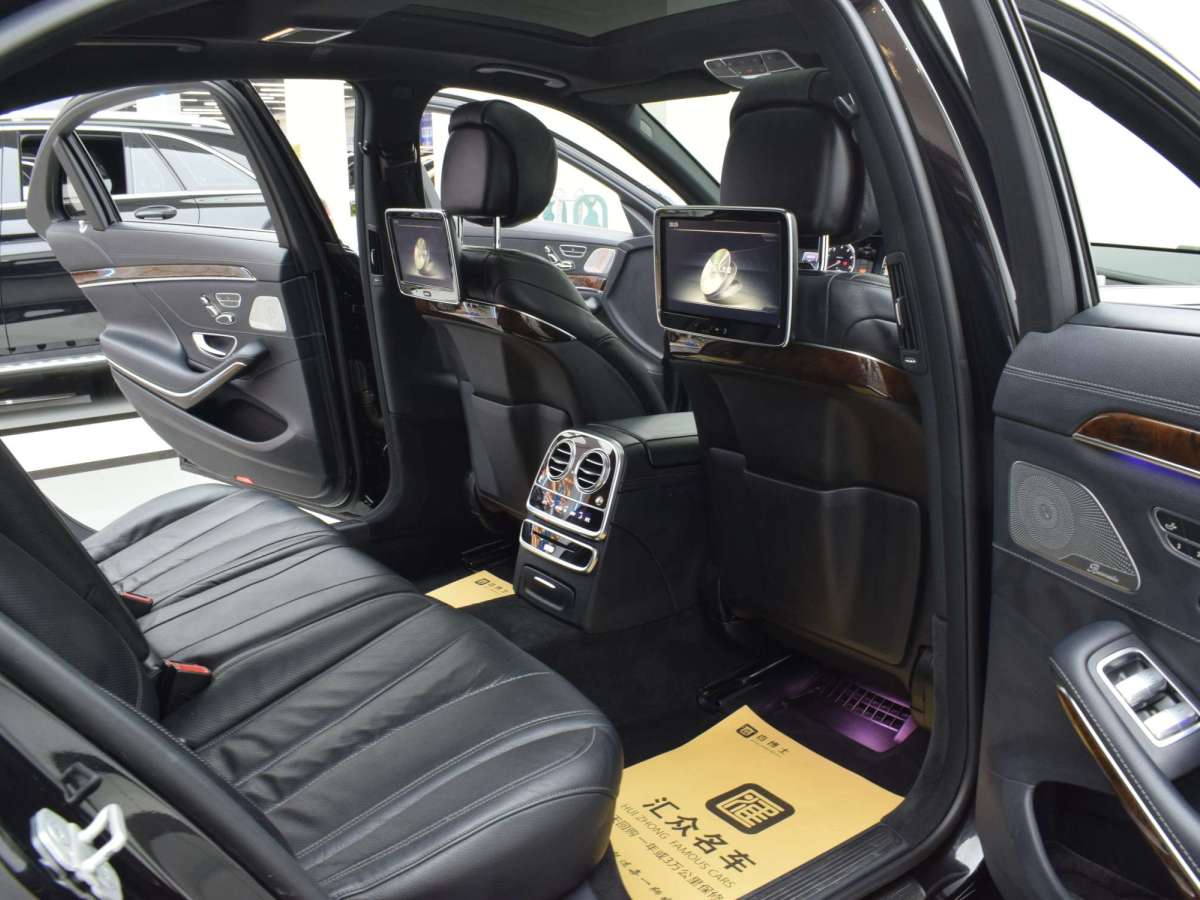 2017年3月奔驰 奔驰S级  2016款 S 320 L 豪华型