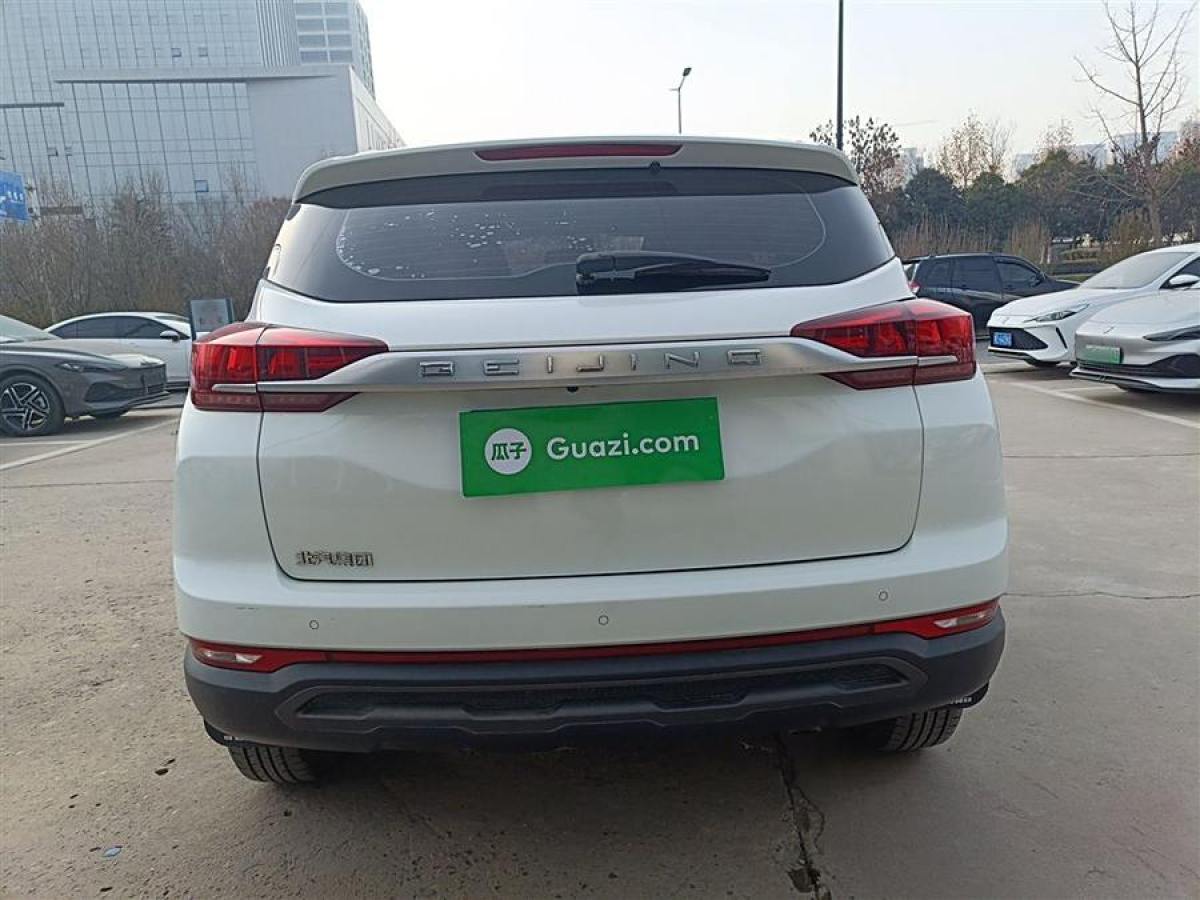 北汽紳寶 BEIJING-X3  2019款 1.5T CVT榮耀版圖片