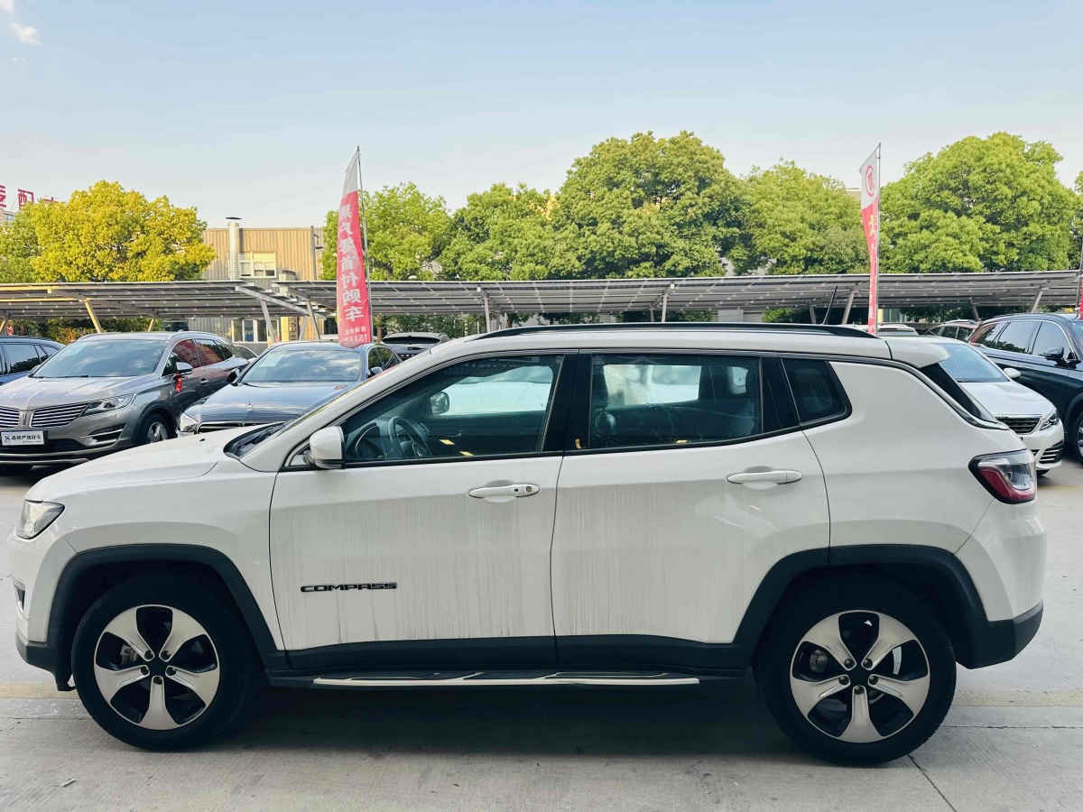 Jeep 指南者  2017款 200T 自動(dòng)臻享版圖片