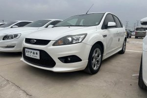 ?？怂?福特 兩廂經(jīng)典 1.8L 自動酷白典藏版