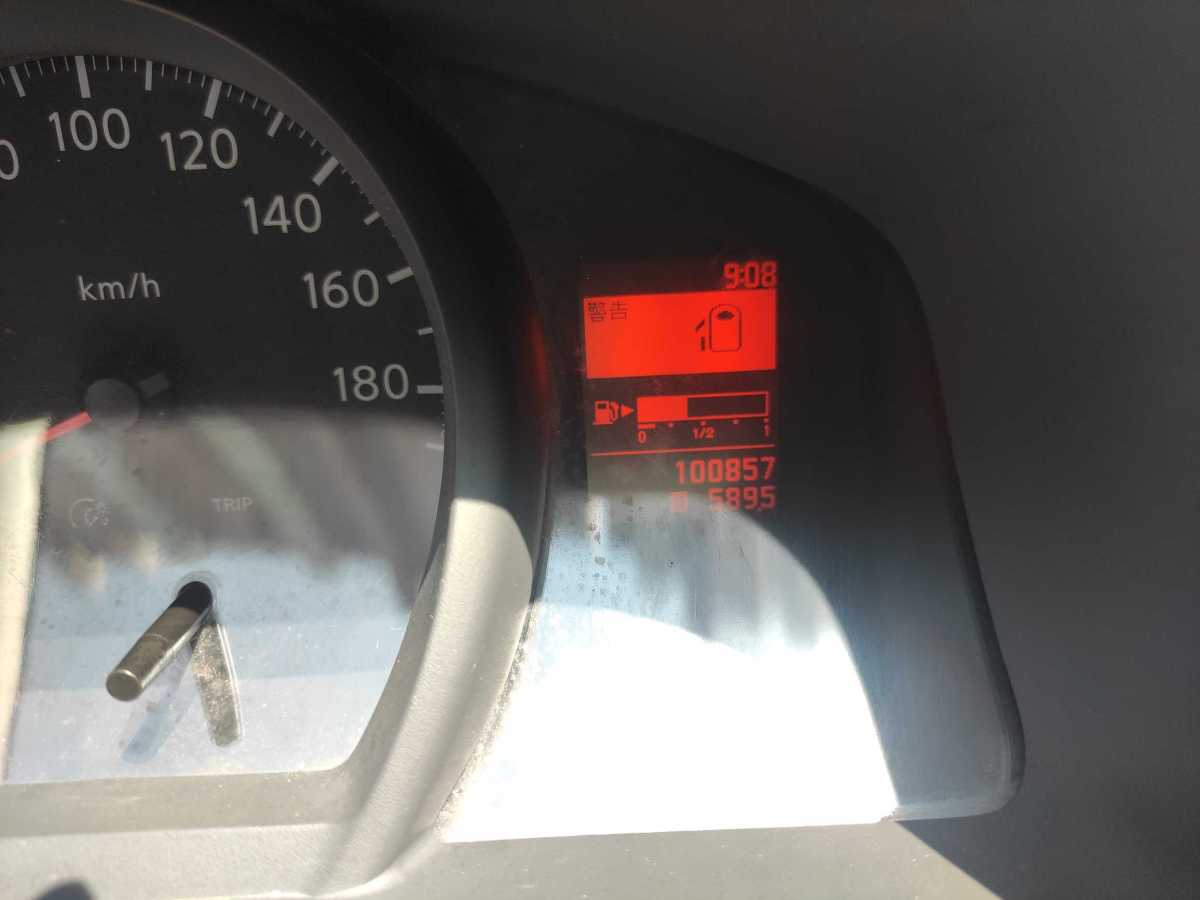日產(chǎn) NV200  2016款 改款 1.6L 手動豪華型圖片