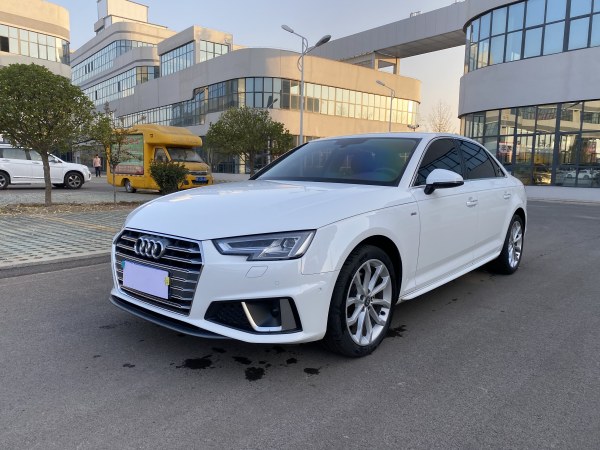 奥迪 奥迪A4L  2019款 40 TFSI 时尚型 国V