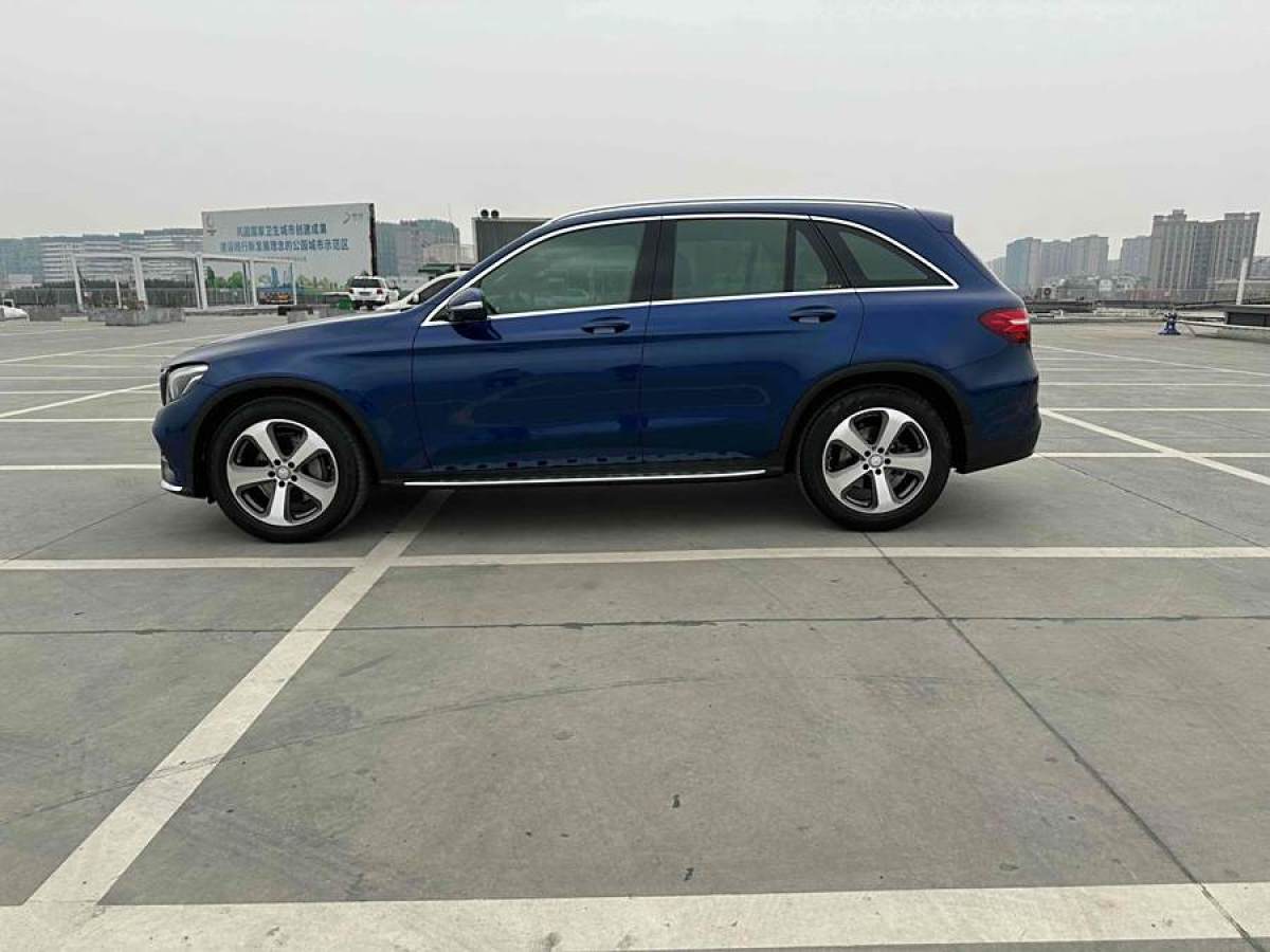 奔馳 奔馳GLC  2017款 GLC 260 4MATIC 豪華型圖片