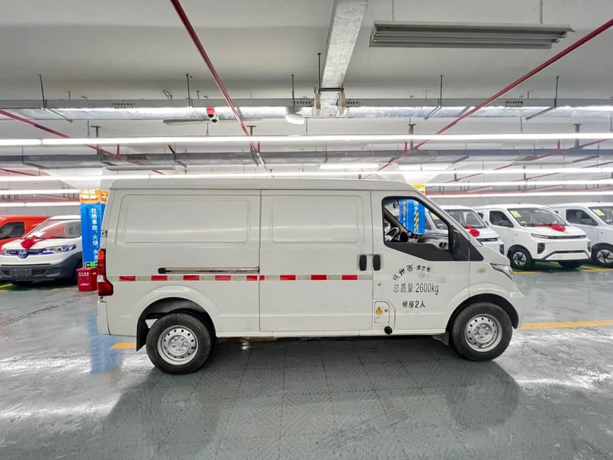 金旅 海獅新能源  2023款 龍運GLE570純電物流車41.86kWh圖片