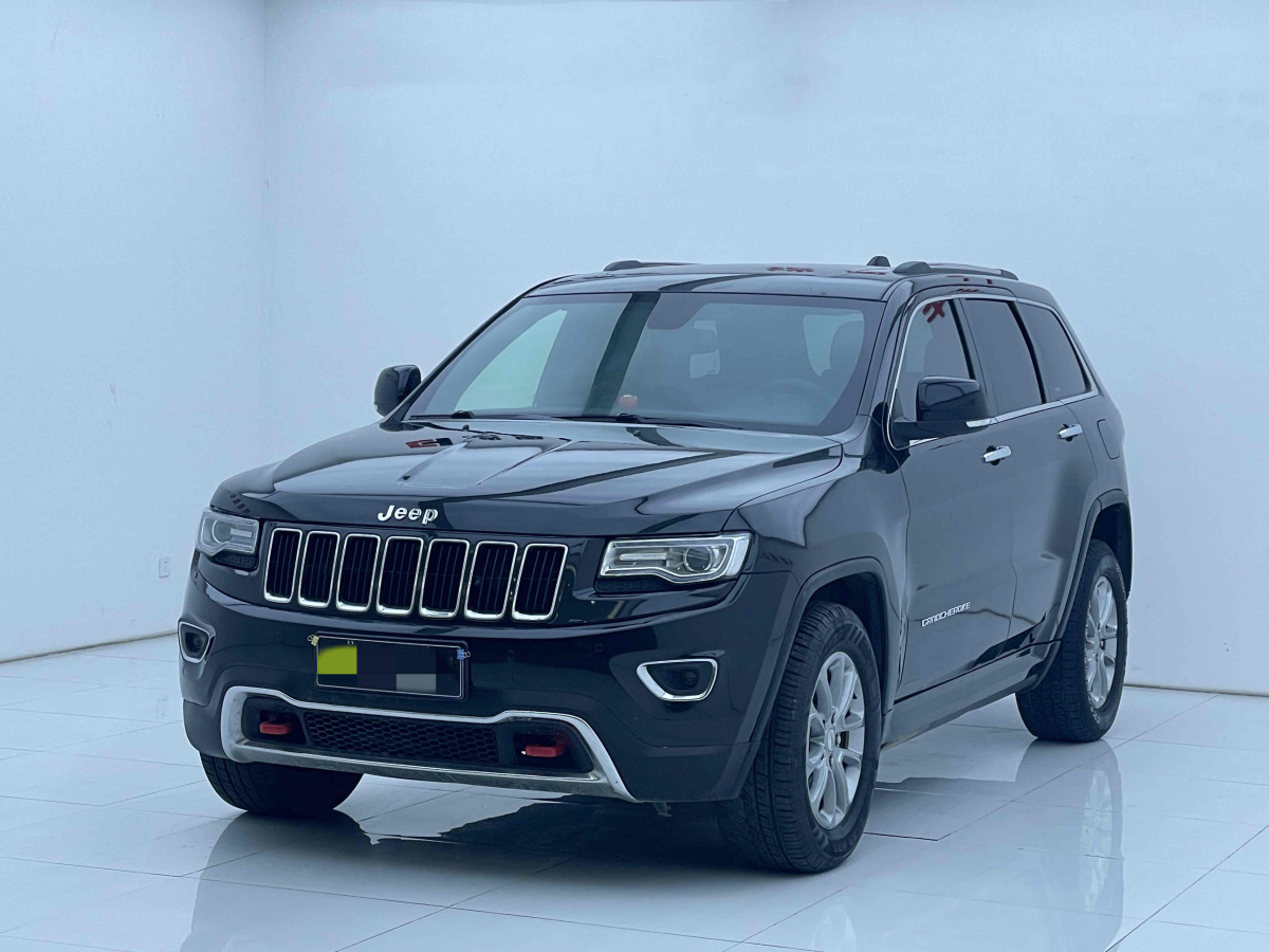 Jeep 大切諾基  2016款 3.0TD 柴油 舒享導(dǎo)航版圖片