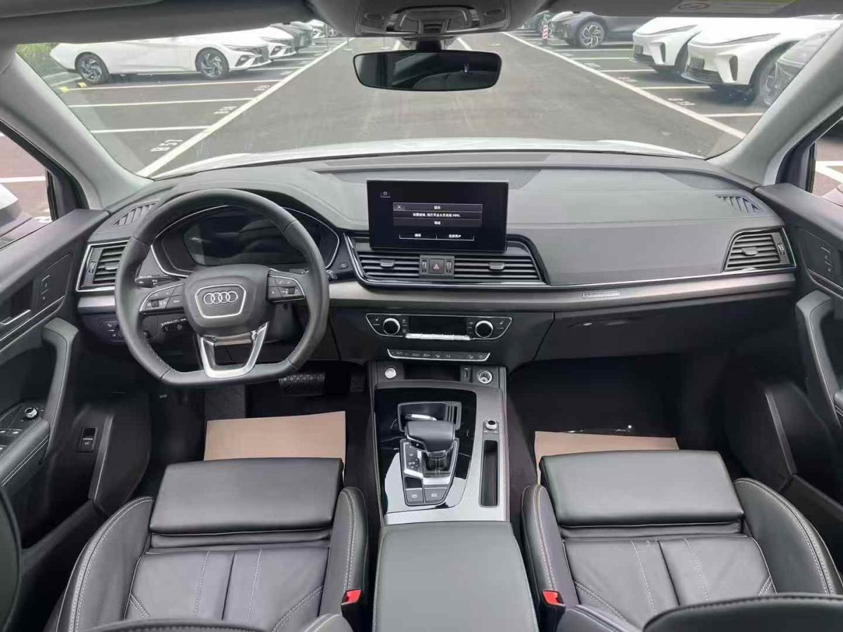 奧迪 Sport 奧迪RS Q8  2022款 RS Q8 4.0T圖片
