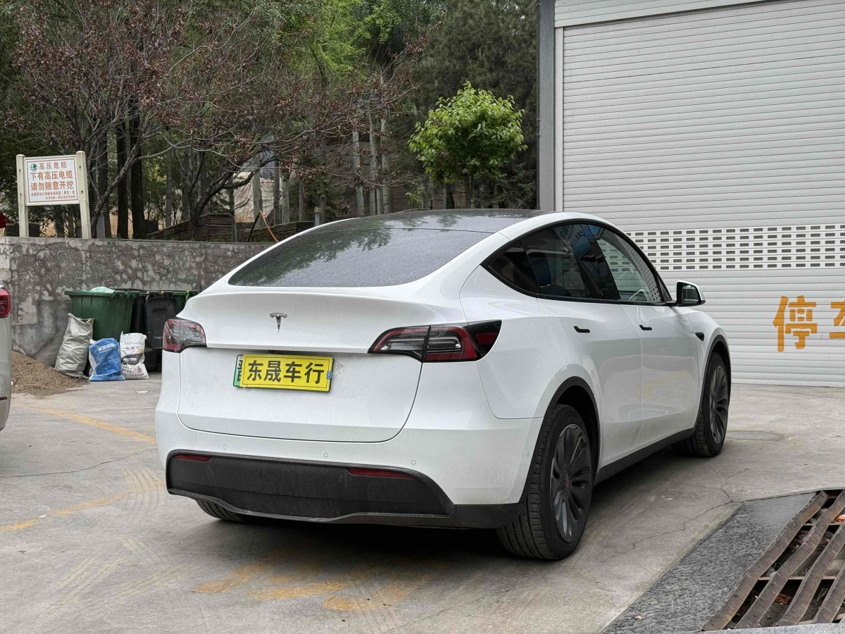 2022年2月特斯拉 Model Y  2021款 標準續(xù)航后驅版