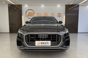 奥迪Q8 奥迪 55 TFSI 豪华动感型