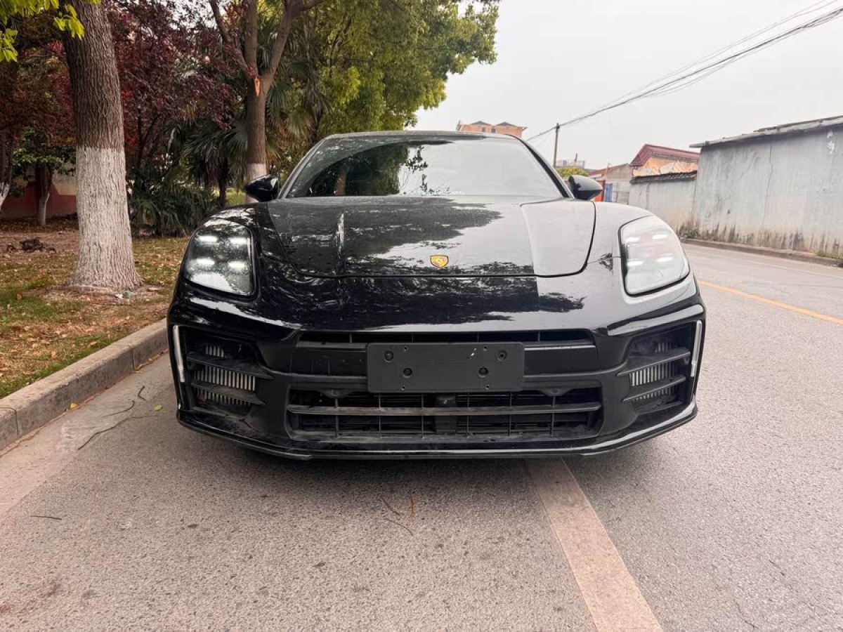 保時(shí)捷 Panamera  2024款 Panamera 4 行政加長(zhǎng)版 2.9T圖片