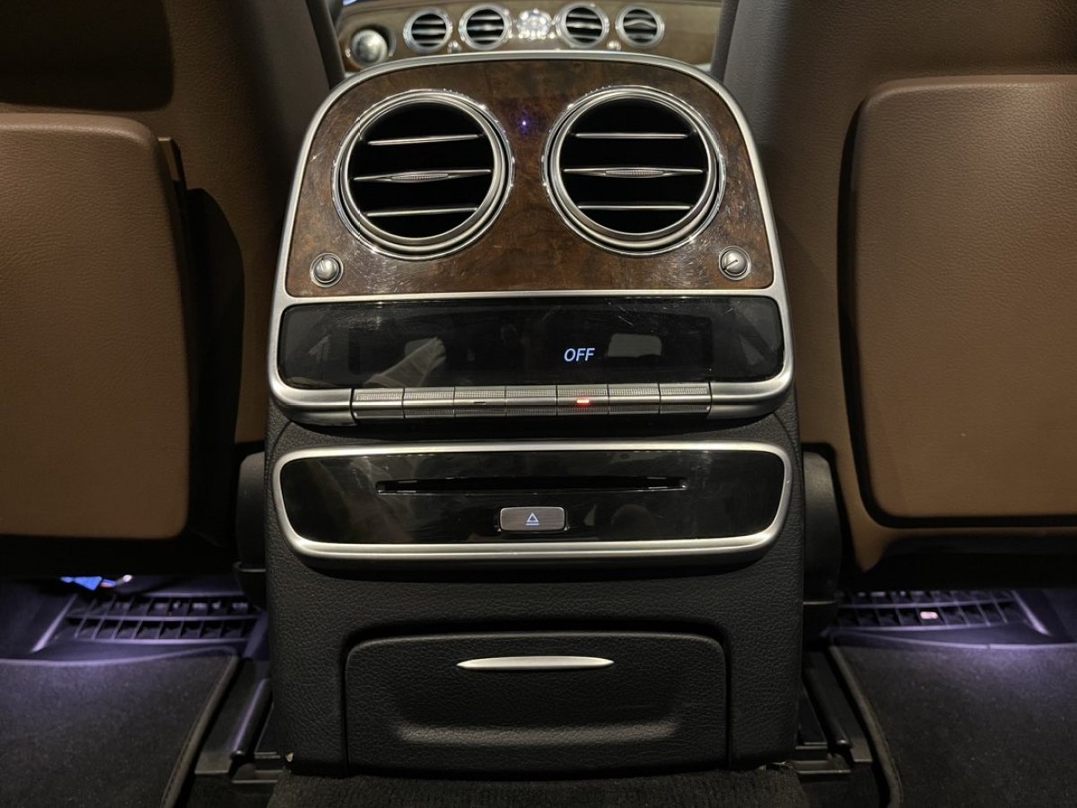 2014年9月奔驰 奔驰S级  2014款 S 400 L 尊贵型