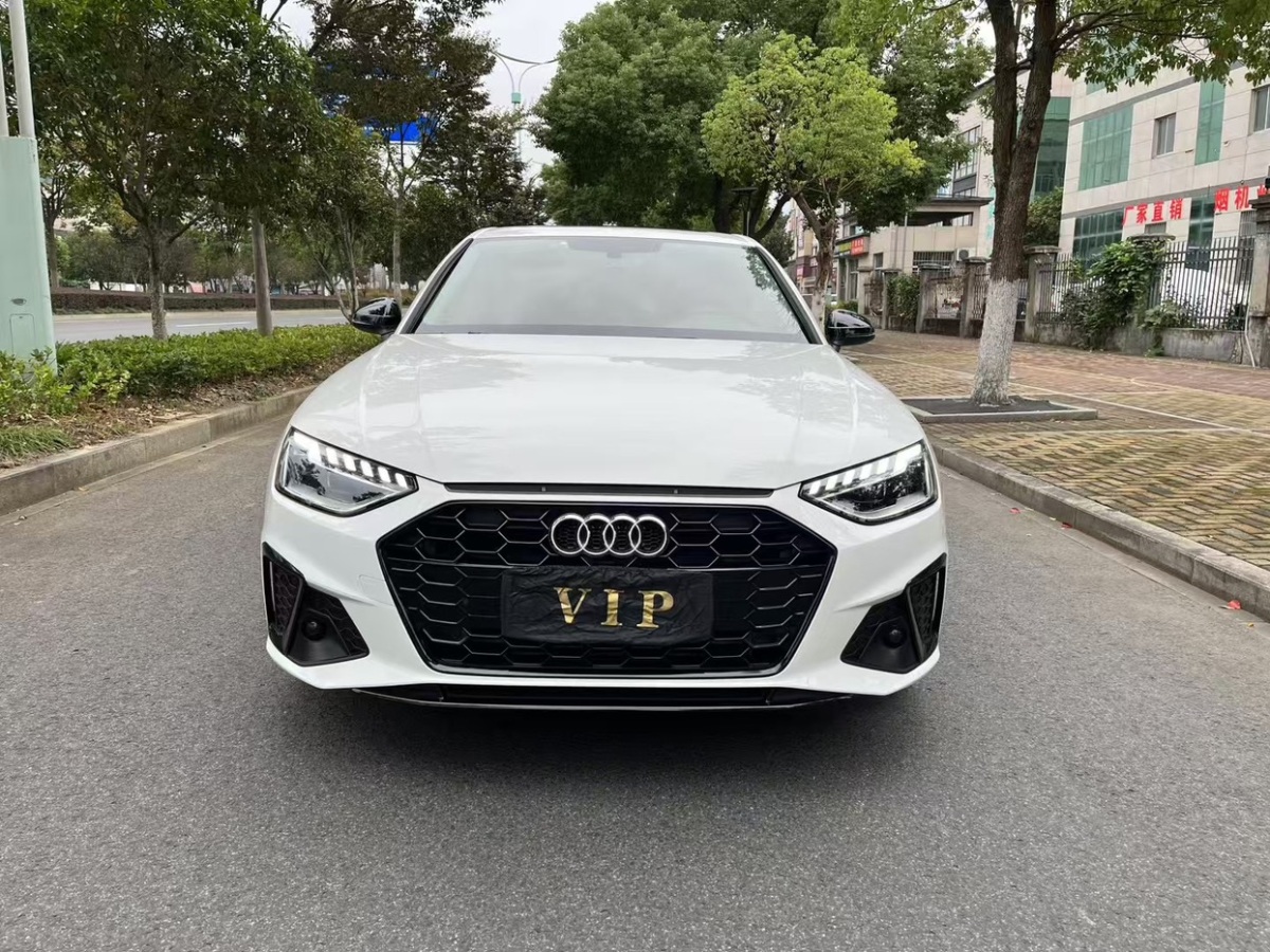 2023年03月奧迪 奧迪A4L  2022款 40 TFSI 豪華動感型