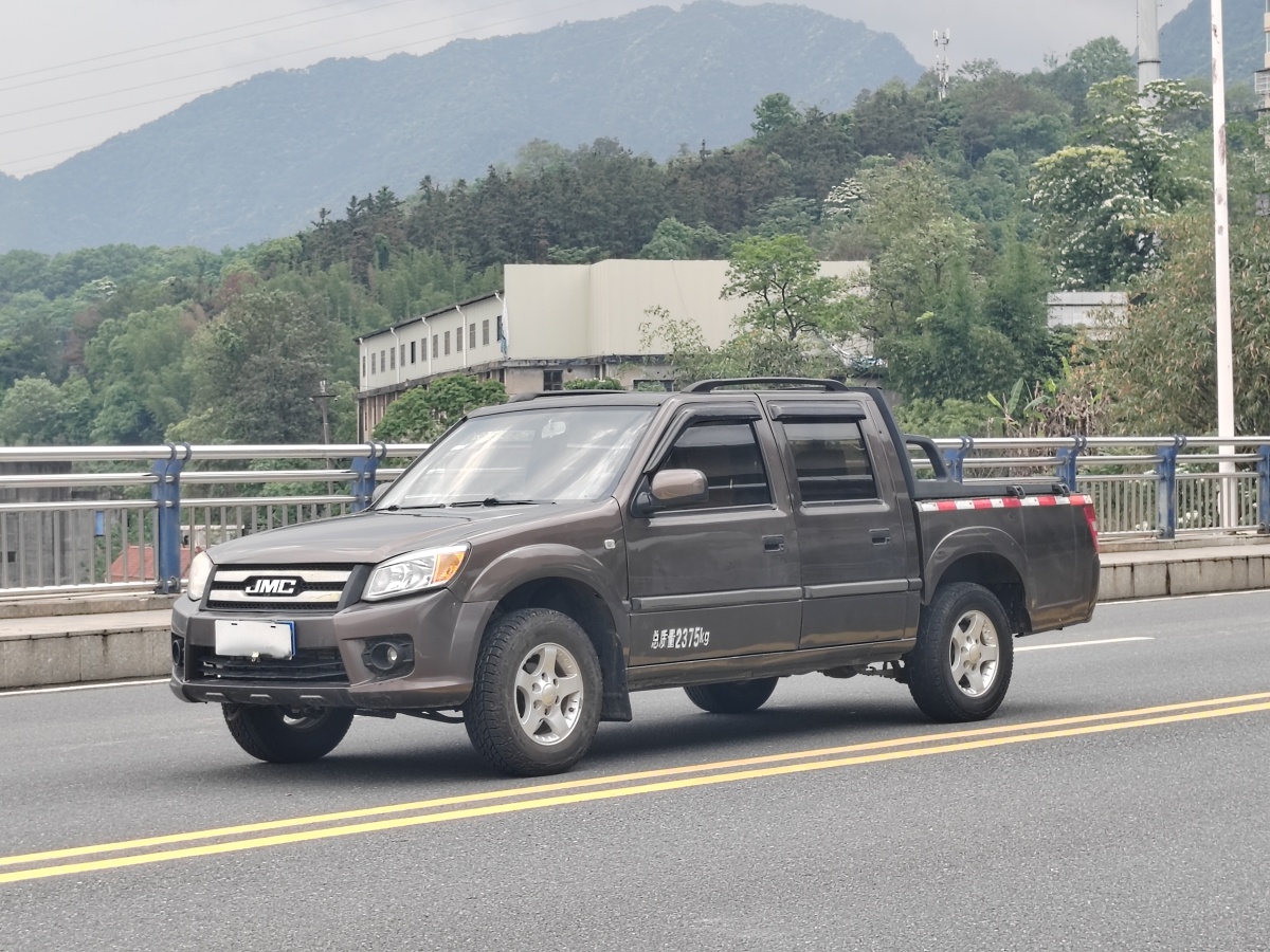 2016年6月江铃 宝典  2016款 2.8T新超值柴油两驱标货基本型JX493ZLQ4G