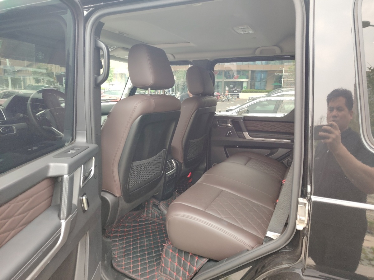 北京 BJ80  2020款 3.0T 自動(dòng)榮耀至尊版圖片