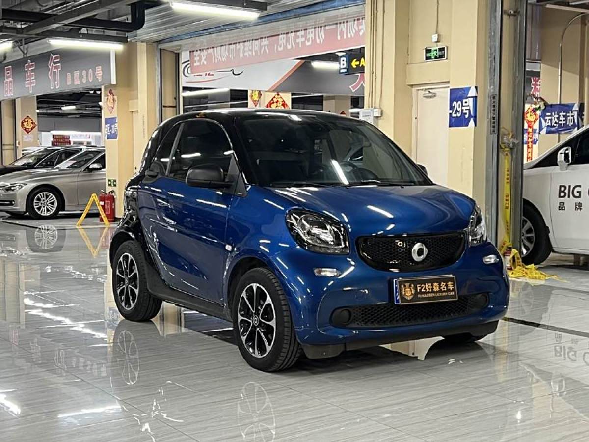 smart fortwo  2015款 1.0L 52千瓦硬頂激情版圖片