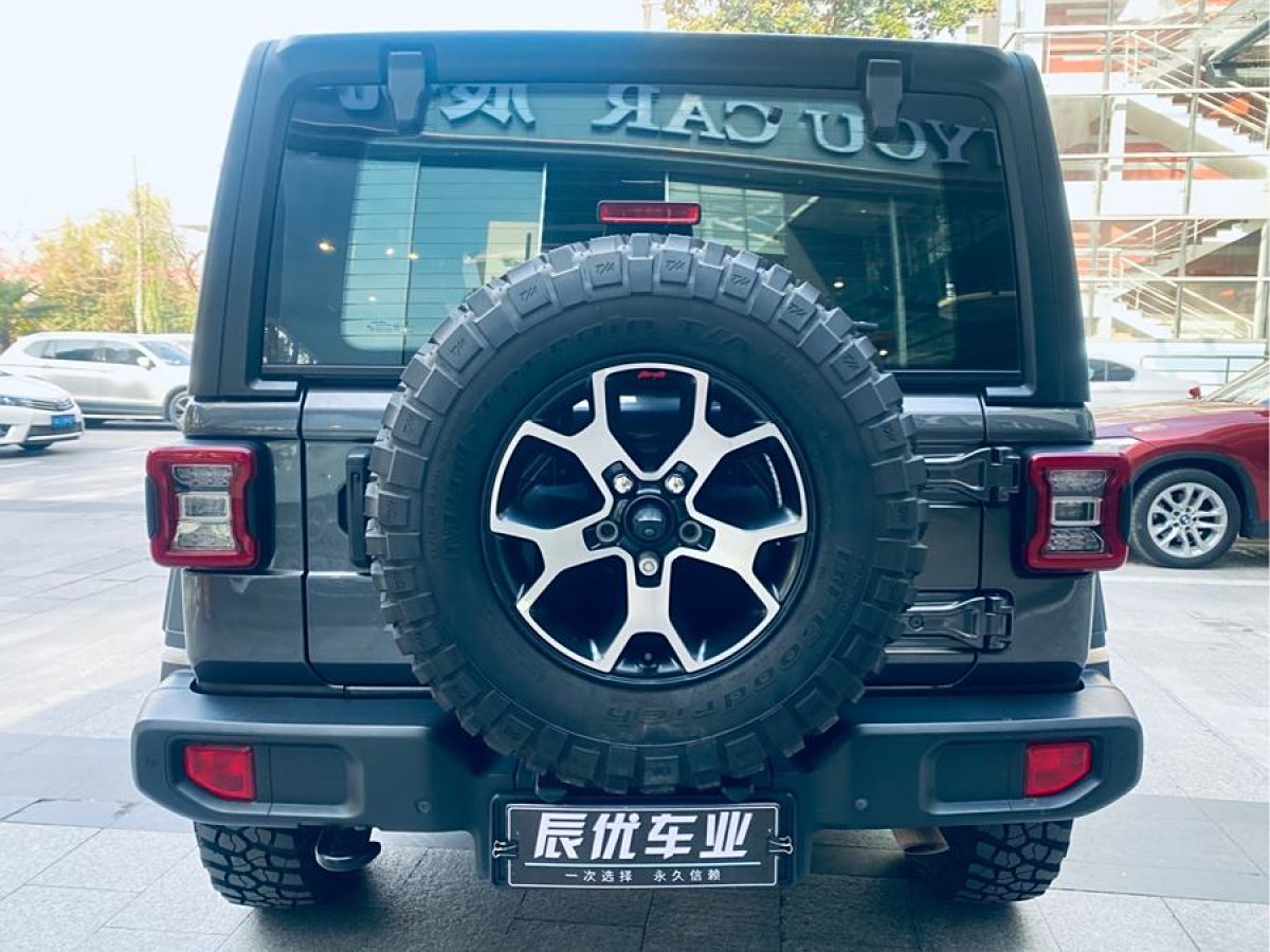 Jeep 牧馬人  2024款 2.0T 羅賓漢四門版圖片