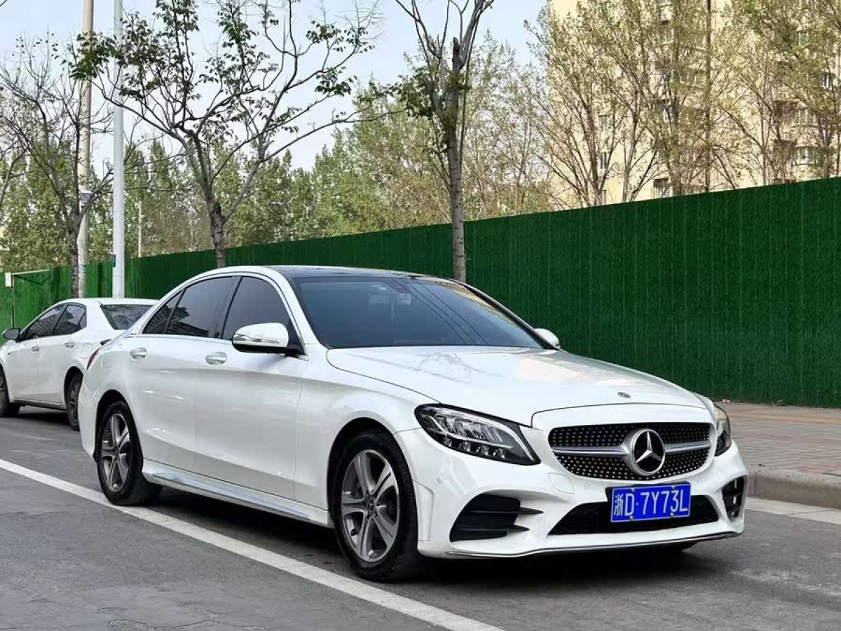 奔馳 奔馳C級  2019款 改款 C 260 L 運動版圖片