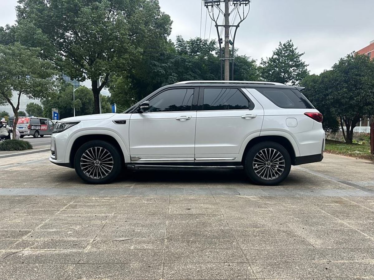 長(zhǎng)安 CS95  2019款 2.0T 兩驅(qū)豪華型圖片