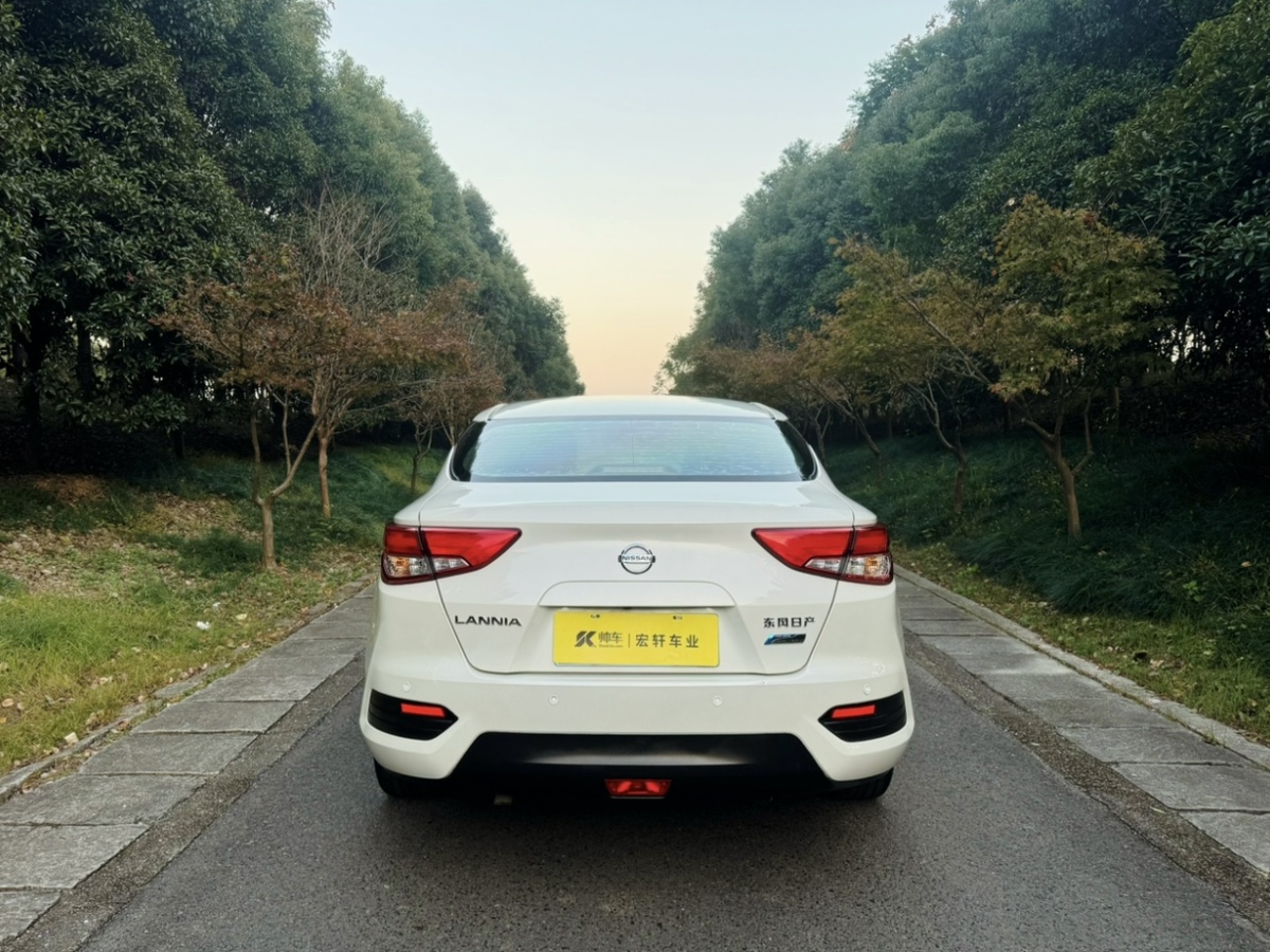 日產(chǎn) LANNIA 藍鳥  2019款 1.6L CVT智聯(lián)智酷版 國V圖片