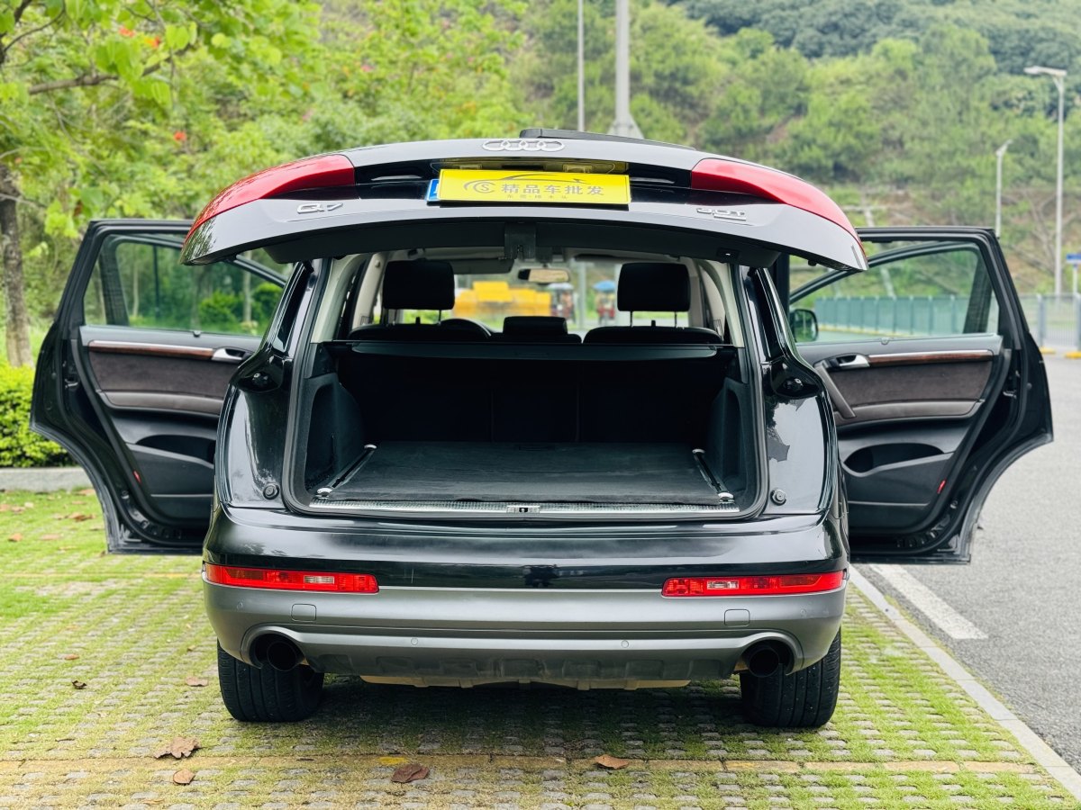 奧迪 奧迪Q7  2012款 3.0 TFSI 進(jìn)取型(200kW)圖片