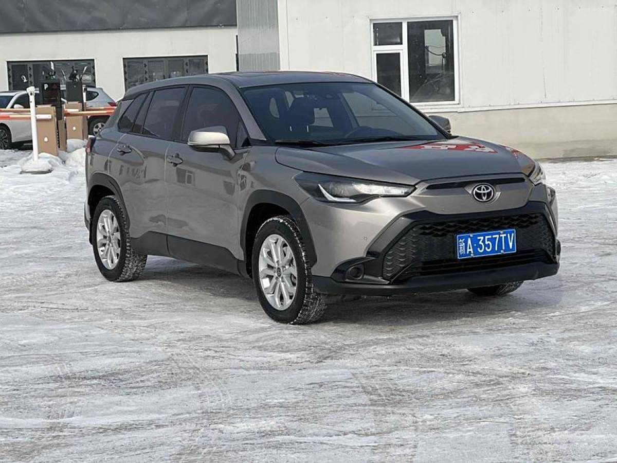 豐田 鋒蘭達(dá)  2022款 2.0L CVT領(lǐng)先版圖片